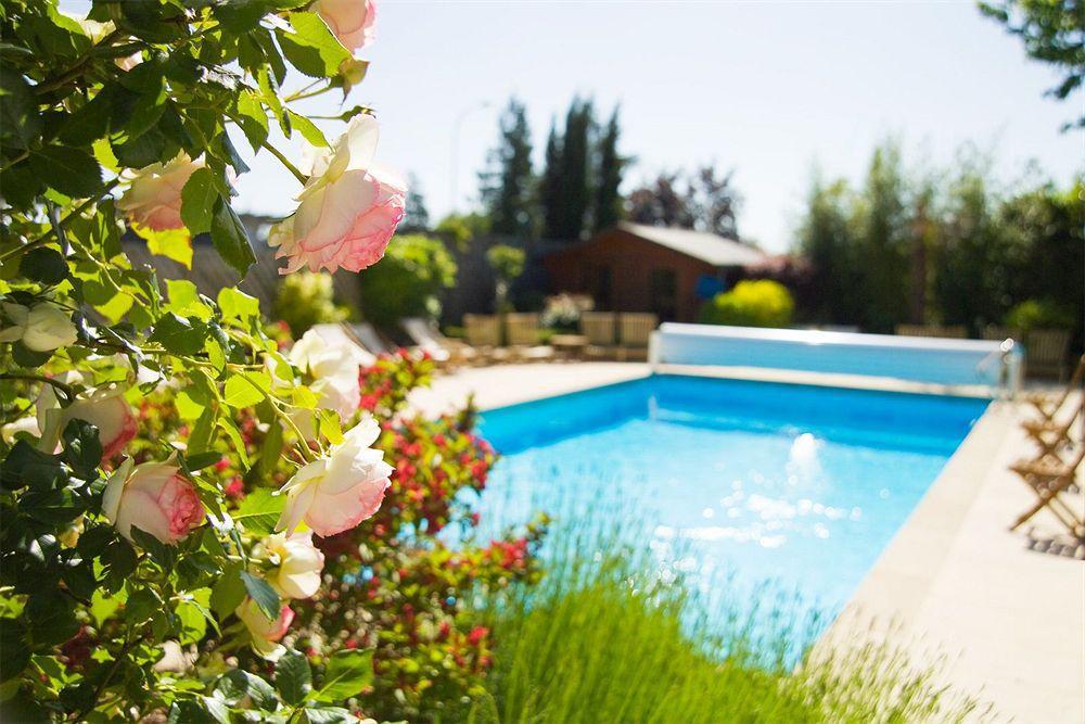 Les Paulands Hotel Ladoix-Serrigny Exterior photo